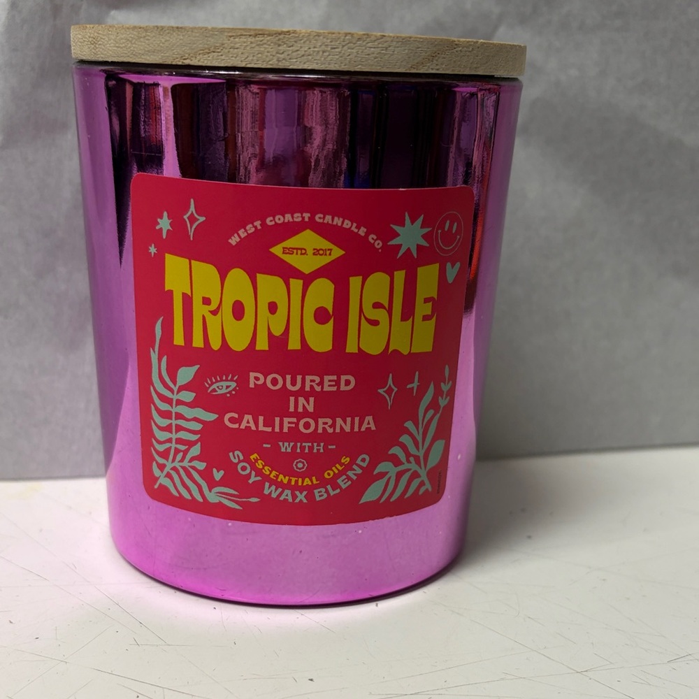 Tropic Isle Pink Candle by